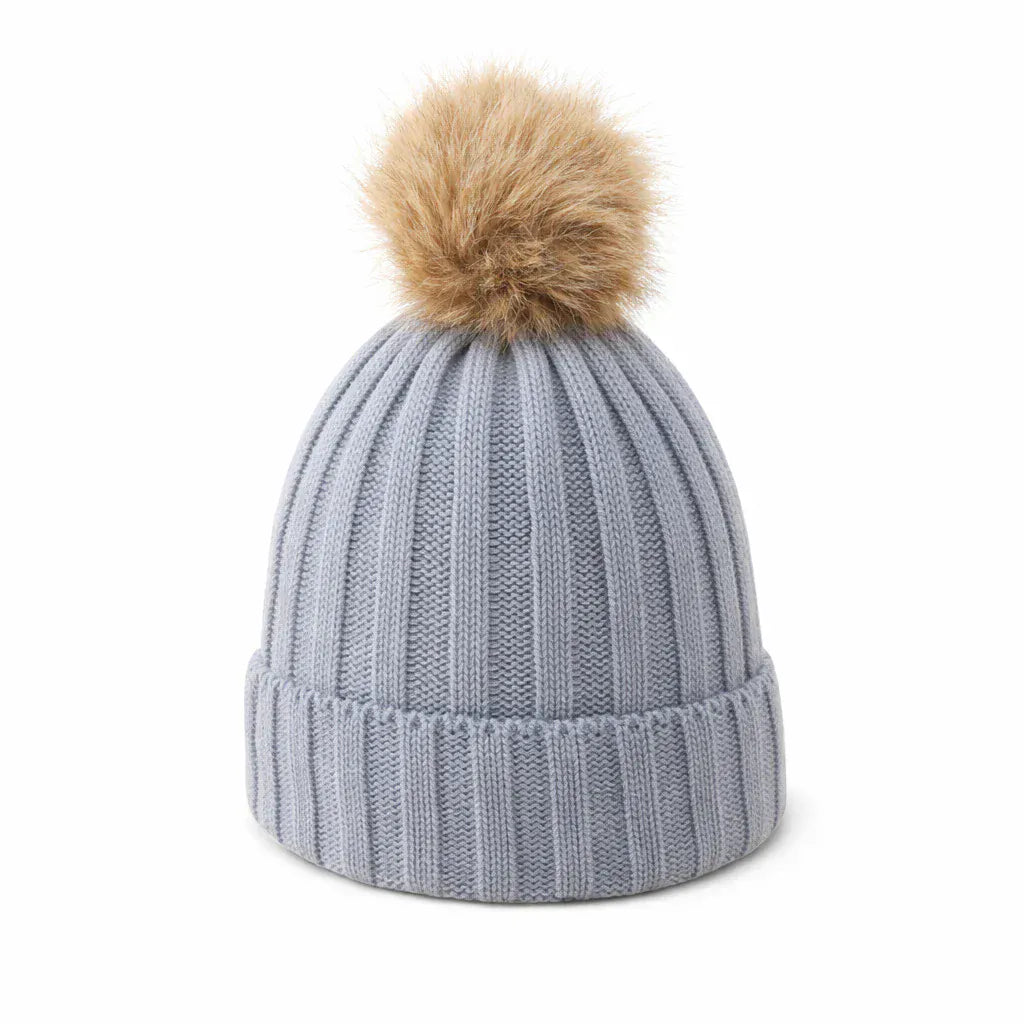 Bonnet Femme en Maille Classique avec Pompon